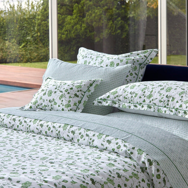 Vila Flor Duvet Cover