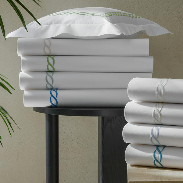 Classic Chain Bed Linens