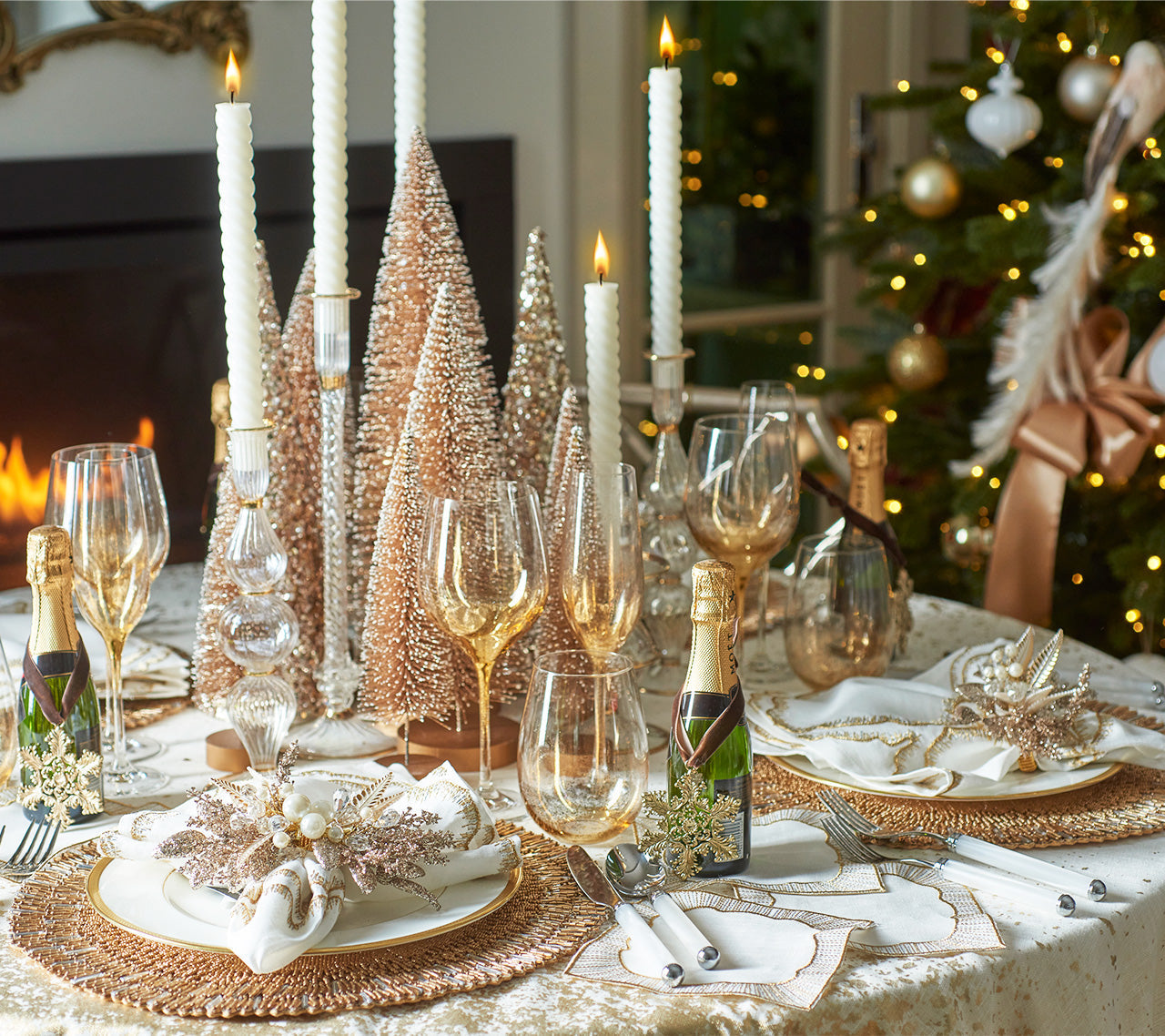 Orion Wine Glass in Gold by Kim Seybert