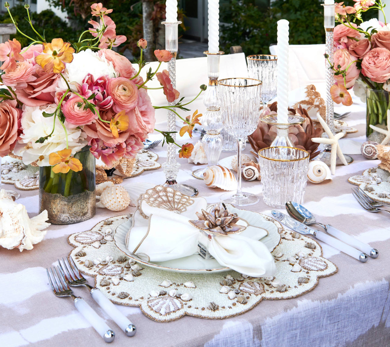 Beachcomber Napkin in White & Natural by Kim Seybert
