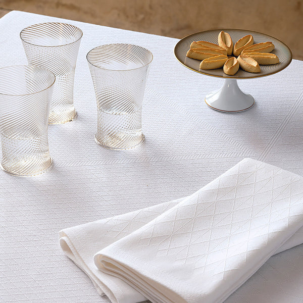 Club Cotton Table Linens