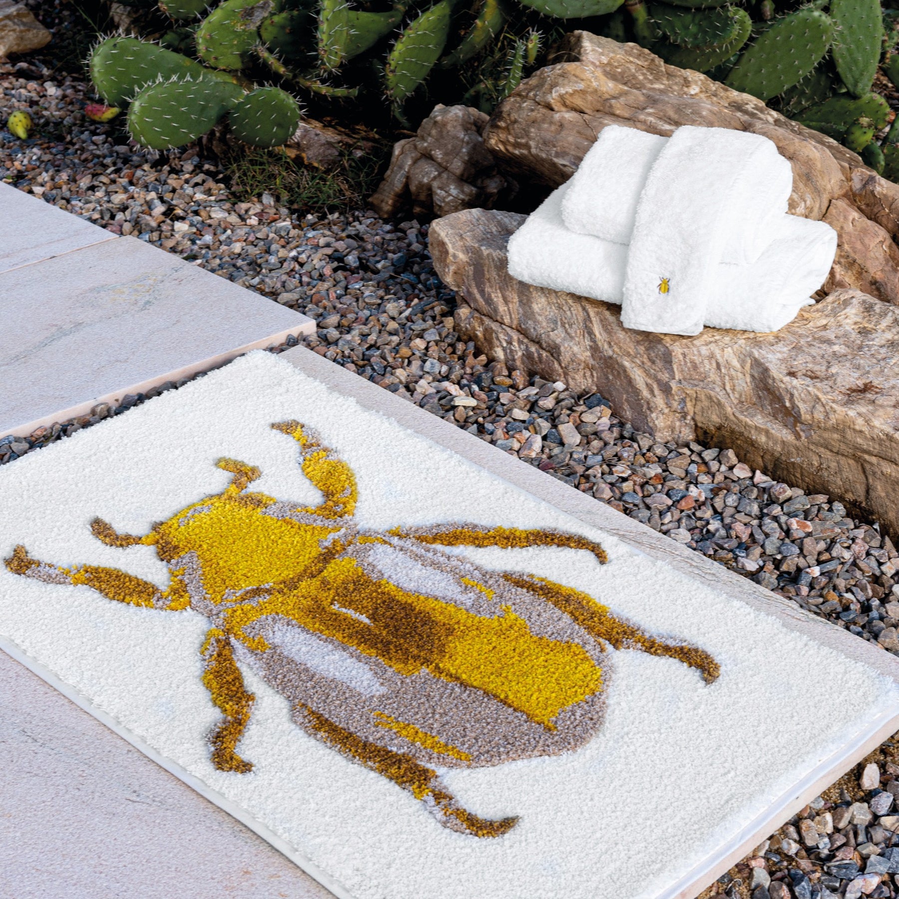 Beatle Bath Rugs by Graccioza