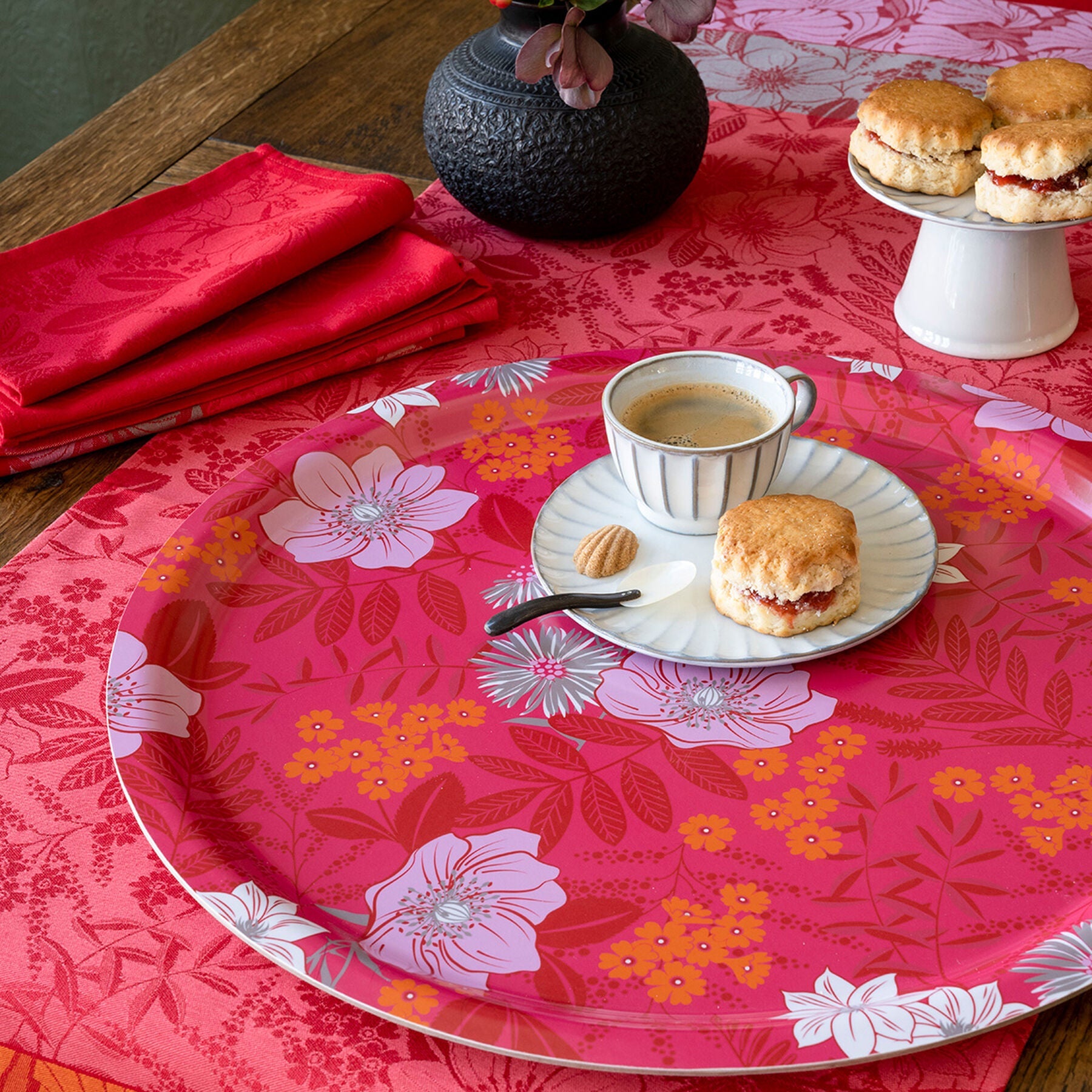 Cottage Tray by Le Jacquard Francais