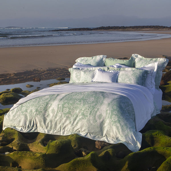 Pompadour Bed Linens