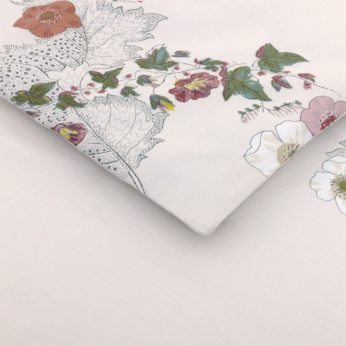 Corolles Bed Collection by Yves Delorme