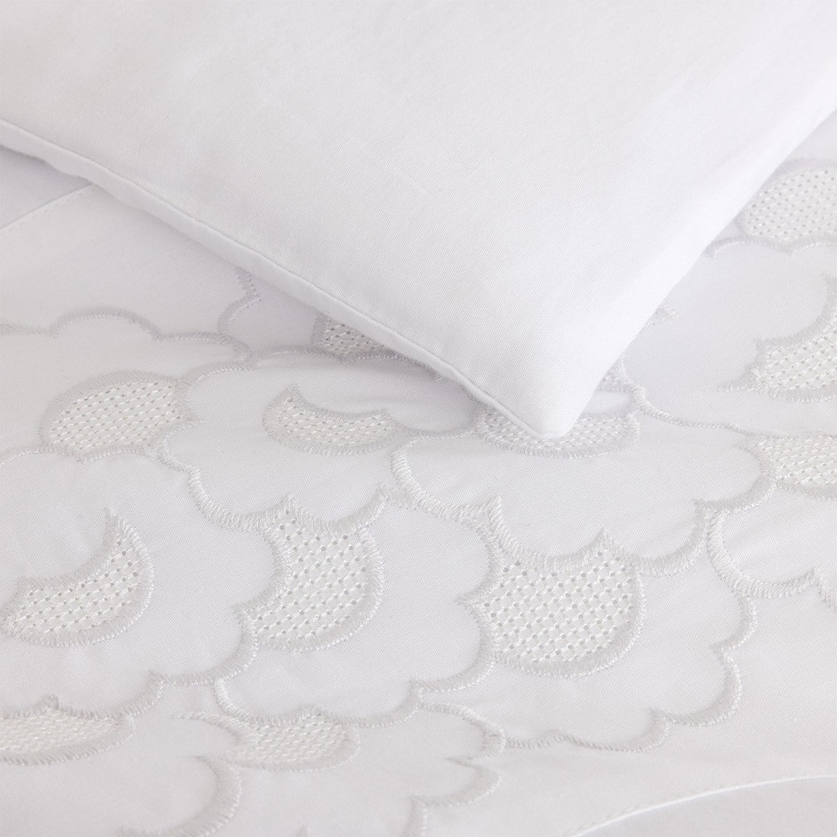 Festons Bed Collection by Yves Delorme