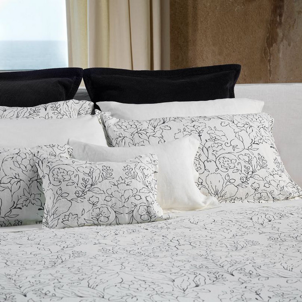 Amor Perfeito Duvet Cover