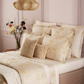 Legende Bed Collection