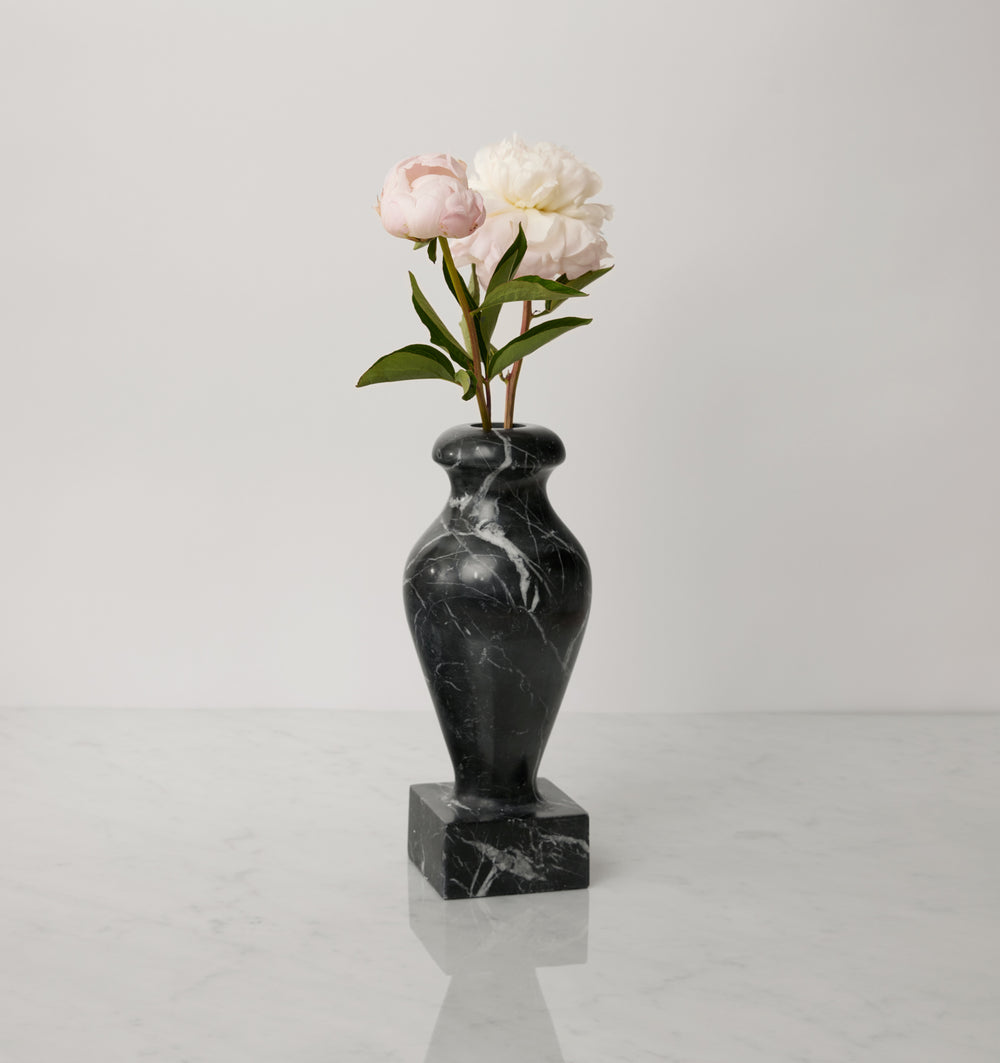 Vara Vase by SFERRA