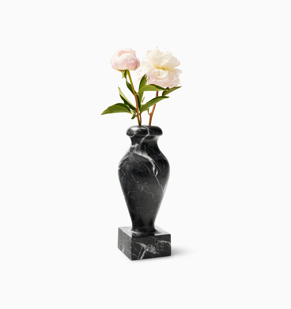 Vara Vase by SFERRA