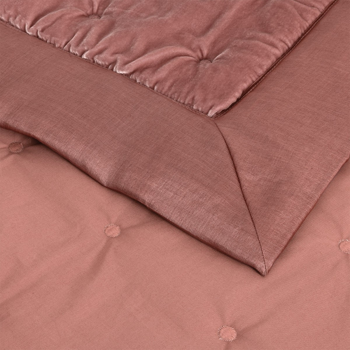 Cocon Coverlets by Yves Delorme