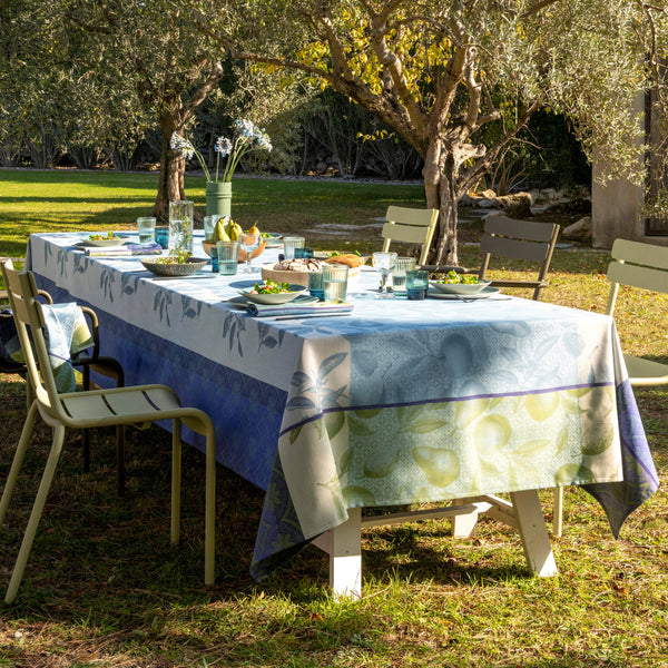 Arrière-Pays Coated Table Linens