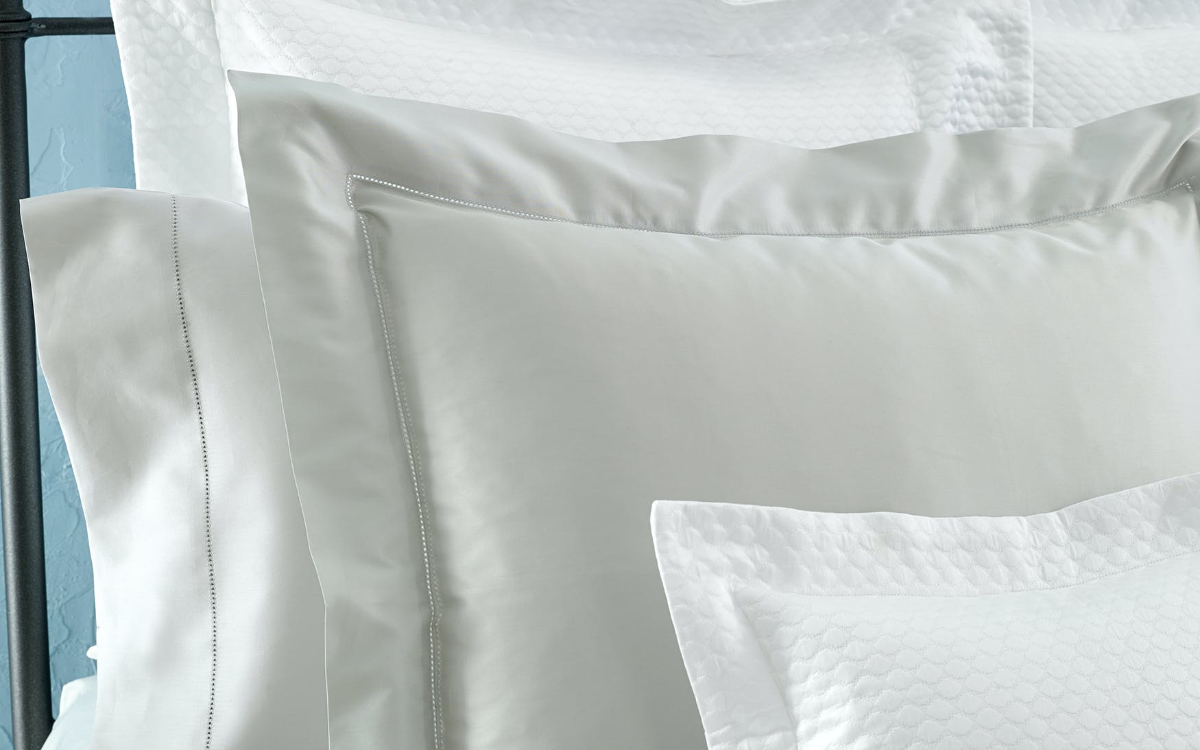 Nocturne Hemstitch Bed Linens