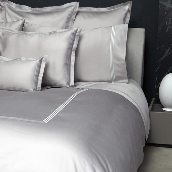Platinum Sateen Bed Linens