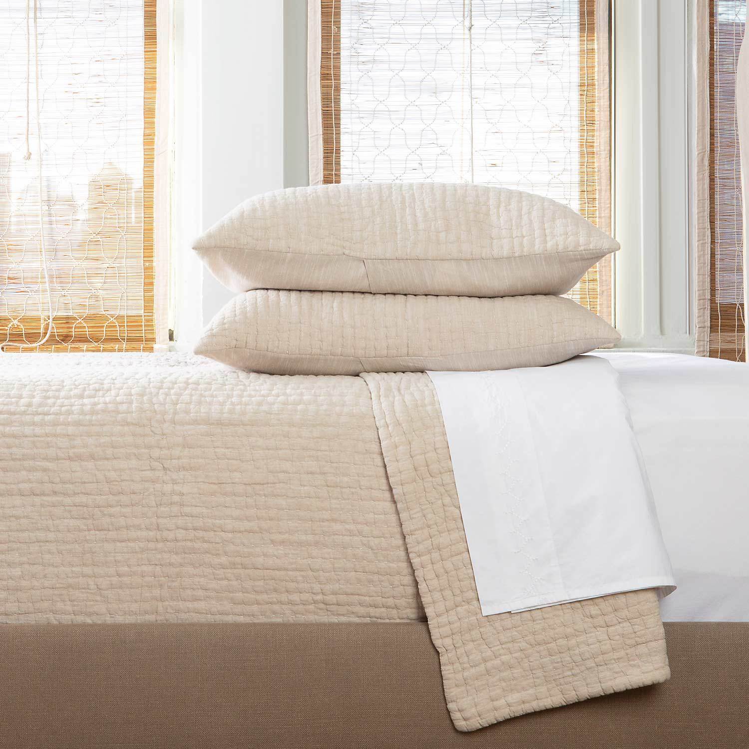 Vivada Sand Woven Quilt - Pioneer Linens