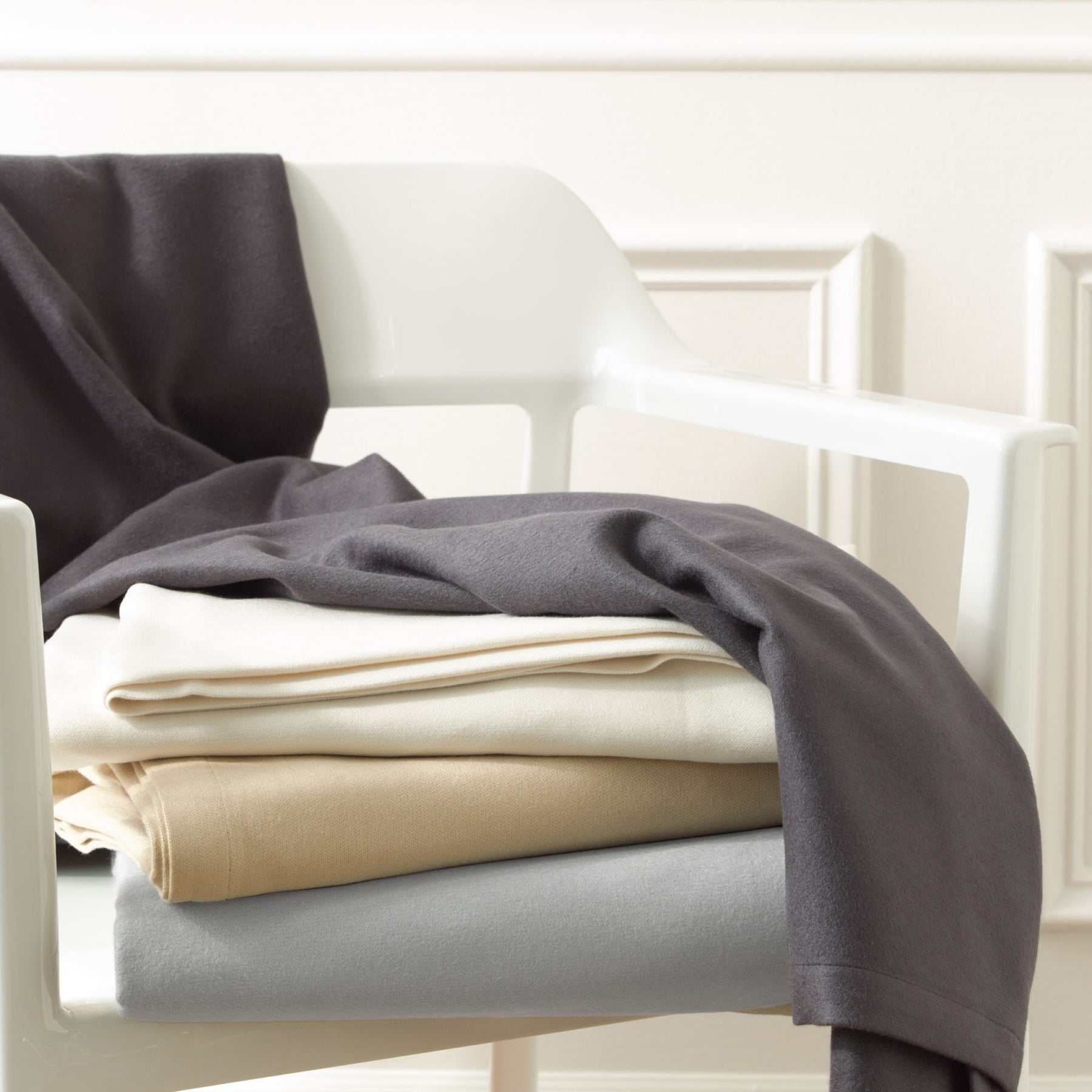 Dream Modal Blanket - Pioneer Linens
