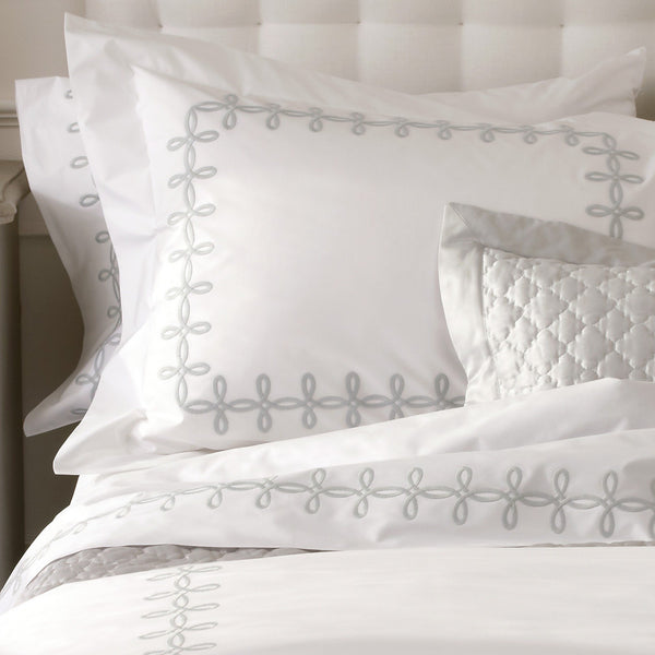 Gordian Knot Bed Linens