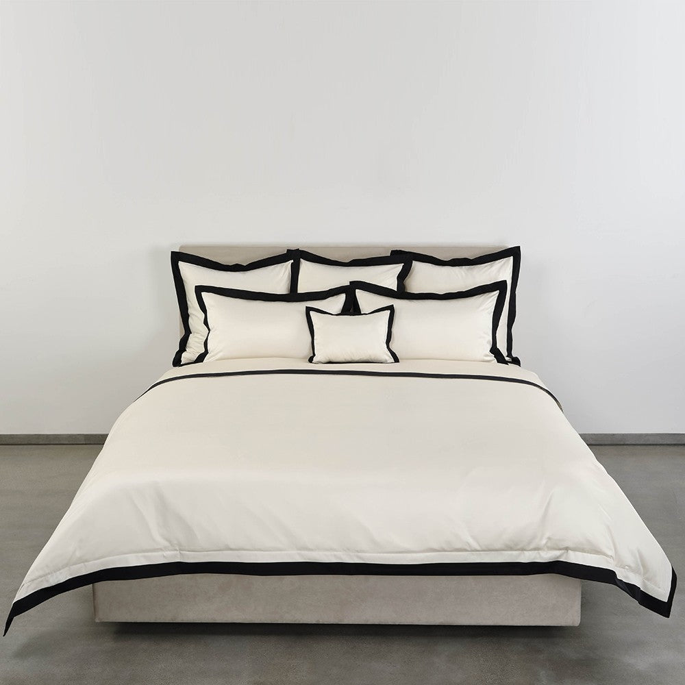 Sonho Bed Linens by Celso de Lemos